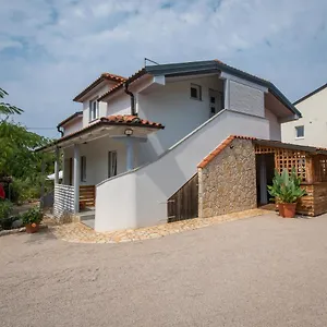 Milena Apartman