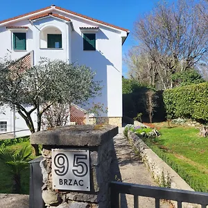 Skrnjug Apartman