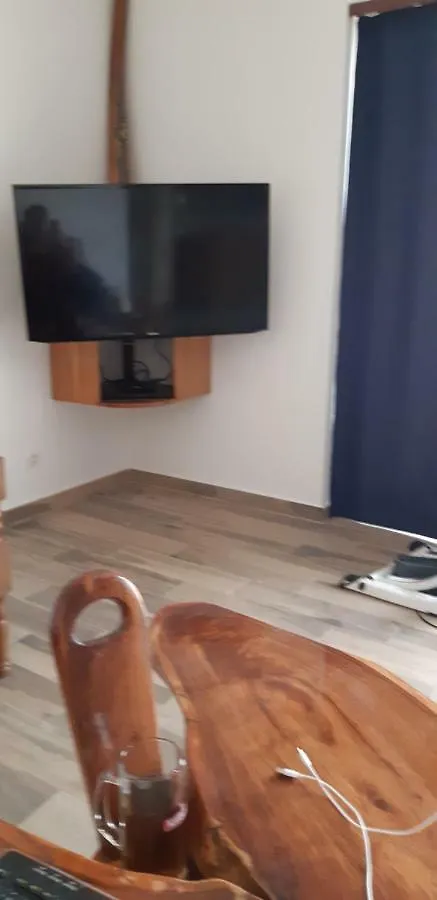 Banjol744 Apartment